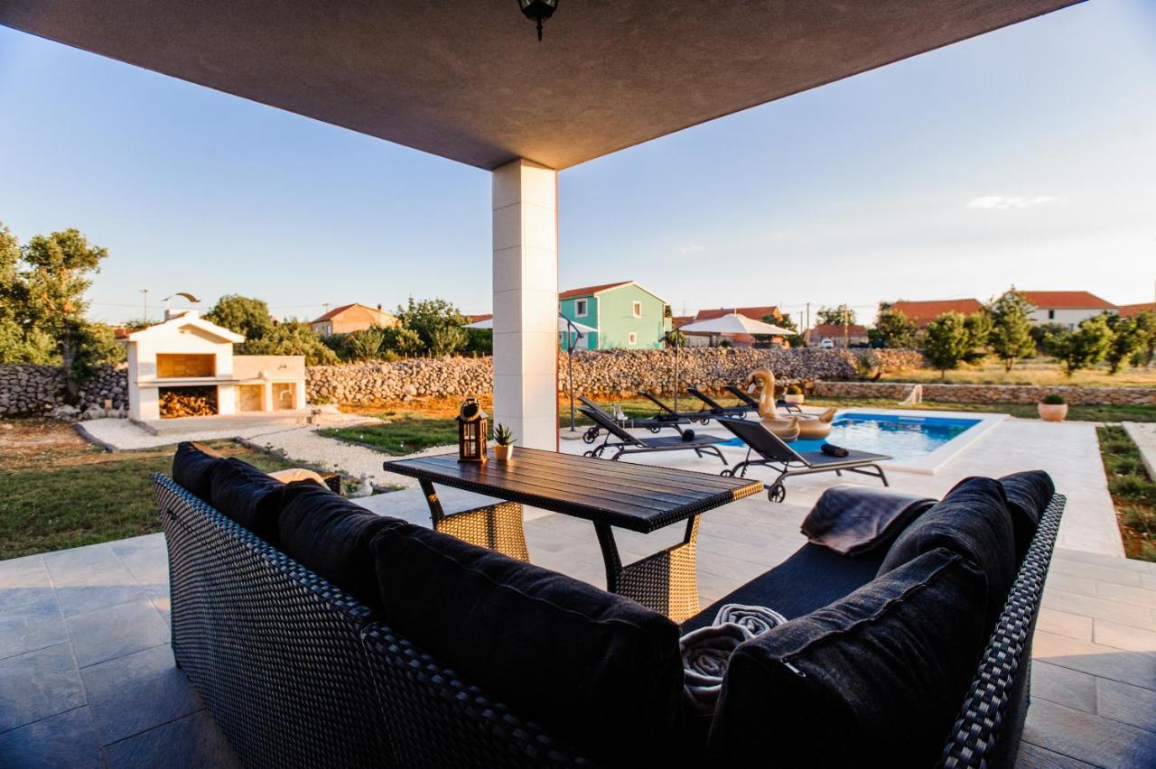 Family Dream House Ruzic Exterior foto